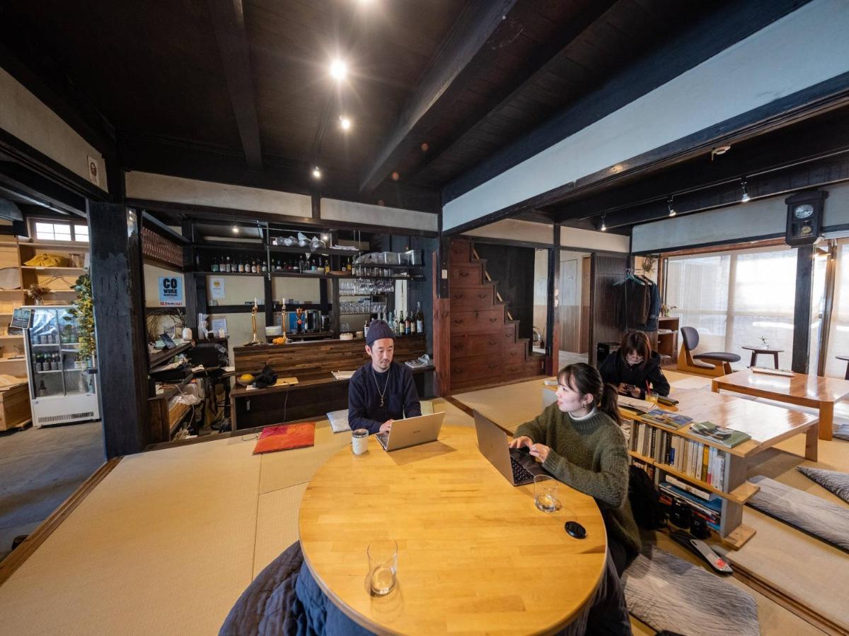Hostel & Tatami Bar Uchikobare -内子晴れ- Eksteriør bilde