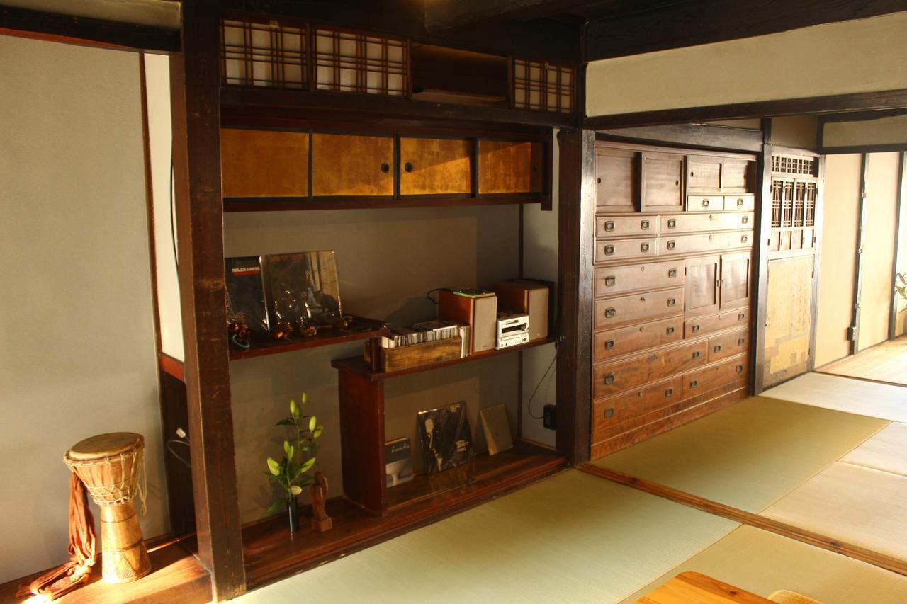 Hostel & Tatami Bar Uchikobare -内子晴れ- Eksteriør bilde